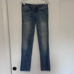 American Eagle Outfitters Light Blue Skinny Jeans